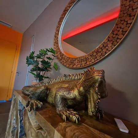 Un Moment - Le Gaia *