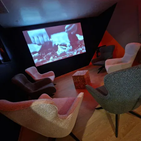 Un Moment - Le Gaia *