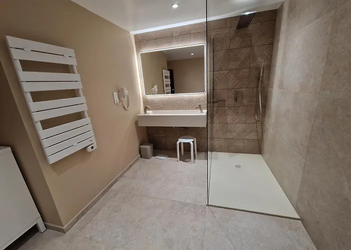 Un Moment - Le Gaia *